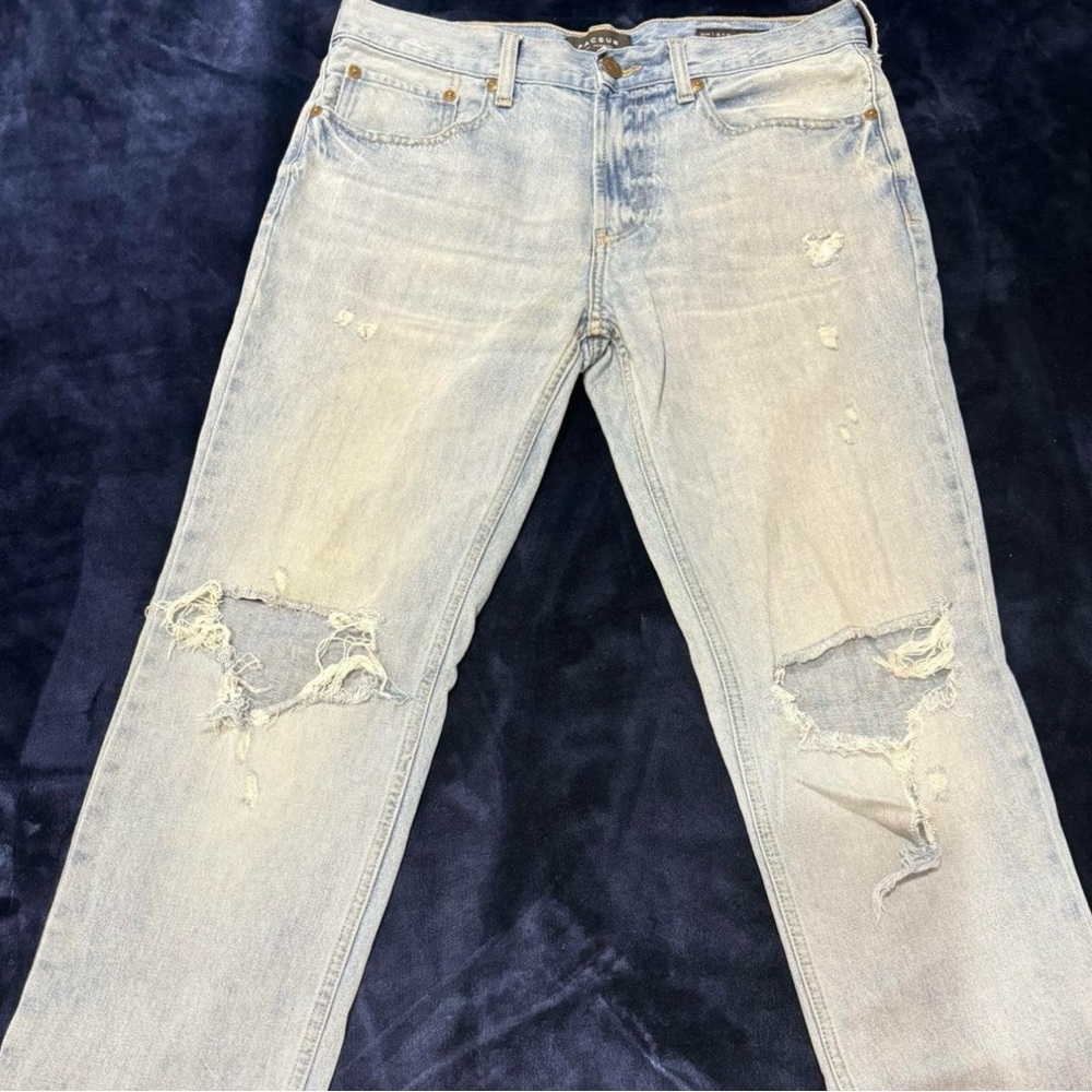 PacSun Men's Relaxed Ripped Jeans - Light Blue